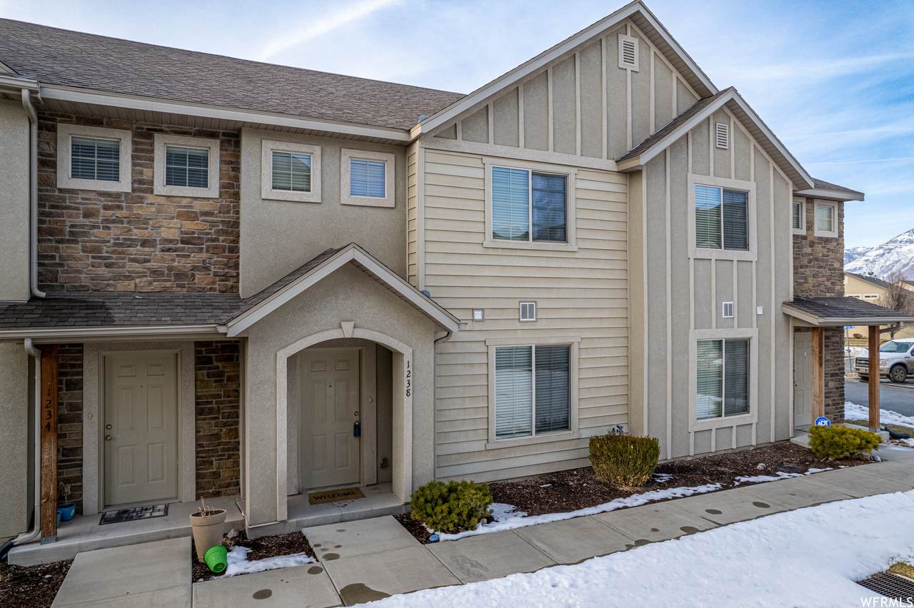 1238 Cattail Dr - Photo 1