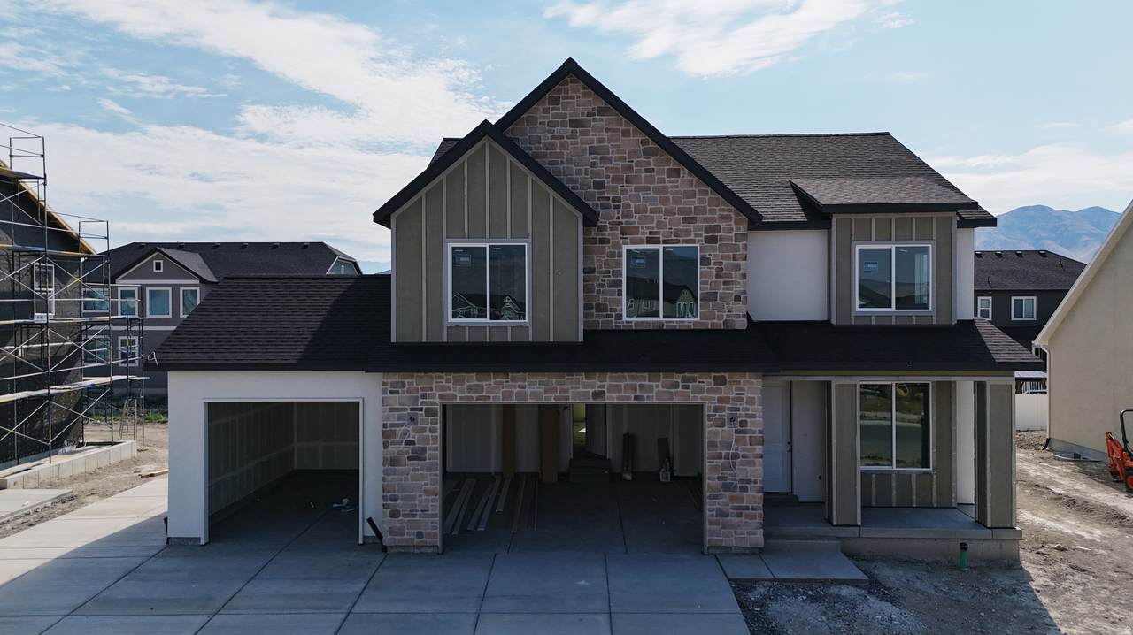 5428 Honey Suckle Way - Photo 1