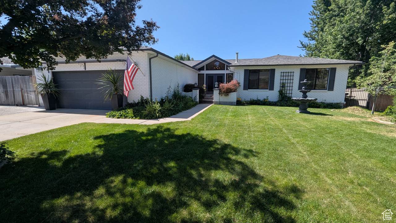 1584 Petunia Way - Photo 1