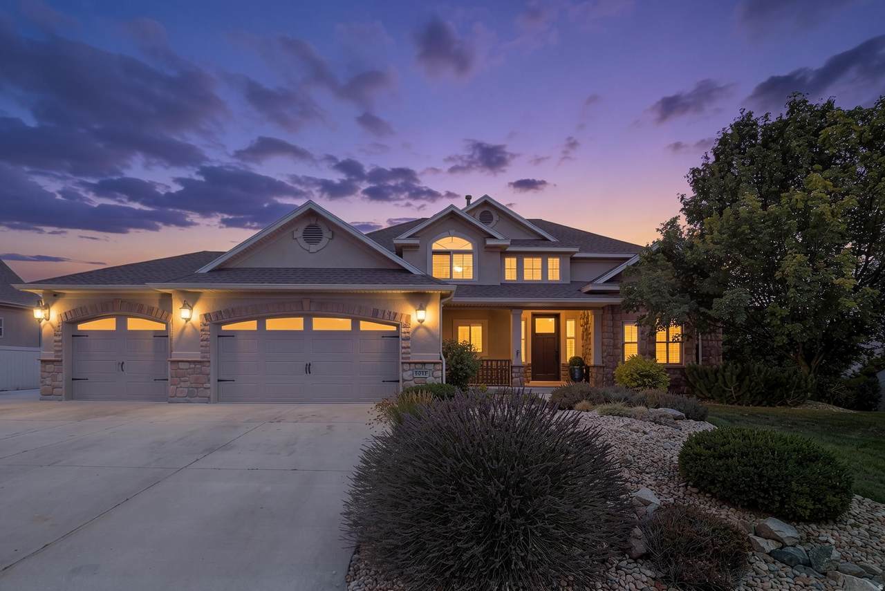 6042 Trailview Way - Photo 1