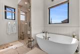 1429 Hallam Rd - Photo 28