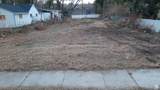 923 16TH St - Photo 1