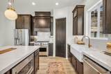 1333 Sage Way - Photo 11