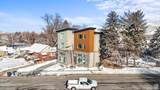 302 40TH St - Photo 3