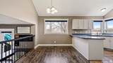 10749 2200 - Photo 12
