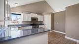 10749 2200 - Photo 14