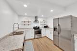 11 980 - Photo 16
