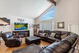 2067 Gyrfalcon Ln - Photo 5