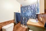 2348 Iowa Ave - Photo 14