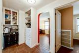 2348 Iowa Ave - Photo 18