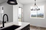 6033 Fairview Dr - Photo 11