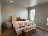 1325 Desert Peak - Photo 15