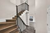 1522 Robins Cir - Photo 4