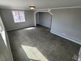 250 8TH St - Photo 2