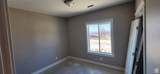 1870 Valley Dr - Photo 18