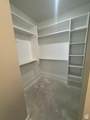 1870 Valley Dr - Photo 36