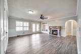 1004 Fox Hollow Dr - Photo 9