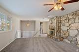 391 700 - Photo 2