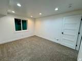 962 Workman Dr - Photo 33