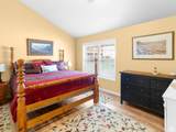 1004 Uri Ln - Photo 12