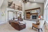 916 Country Ln - Photo 7