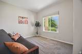 1828 Woodview Dr - Photo 14