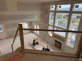 727 Jenny Ln - Photo 9