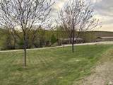2137 Lakeview Cir - Photo 23