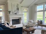2137 Lakeview Cir - Photo 9