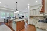 11133 Topview Rd - Photo 3