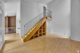 1054 Lamplighter Dr - Photo 8