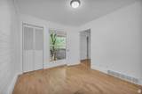 1054 Lamplighter Dr - Photo 10