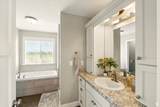 2986 Stonebridge Dr - Photo 11