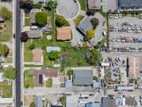 696 1700 - Photo 31