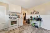 717 9TH St - Photo 9