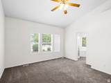 4912 Rosewood Dr - Photo 18
