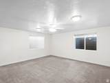 4912 Rosewood Dr - Photo 32