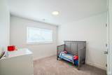 4950 Lake Dr - Photo 32