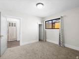 719 22ND St - Photo 15