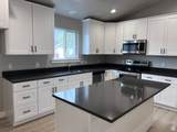 2367 Marigold Dr - Photo 3
