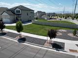 1573 Woodside Dr - Photo 2