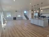 1573 Woodside Dr - Photo 23