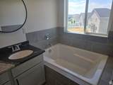 1573 Woodside Dr - Photo 47