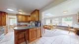 470 Parkway Dr - Photo 14