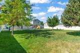 1470 400 - Photo 37