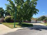 230 700 - Photo 4