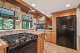 1709 Lakeside Cir - Photo 12