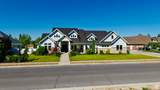1820 Kerrybrook Dr - Photo 2