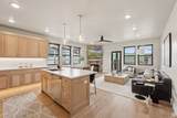 1121 Vos Cir - Photo 4