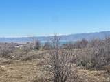 203 Comanche Dr - Photo 2